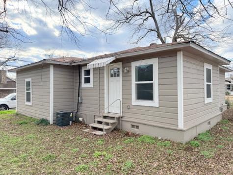 209 S Walnut Winnsboro TX 75494