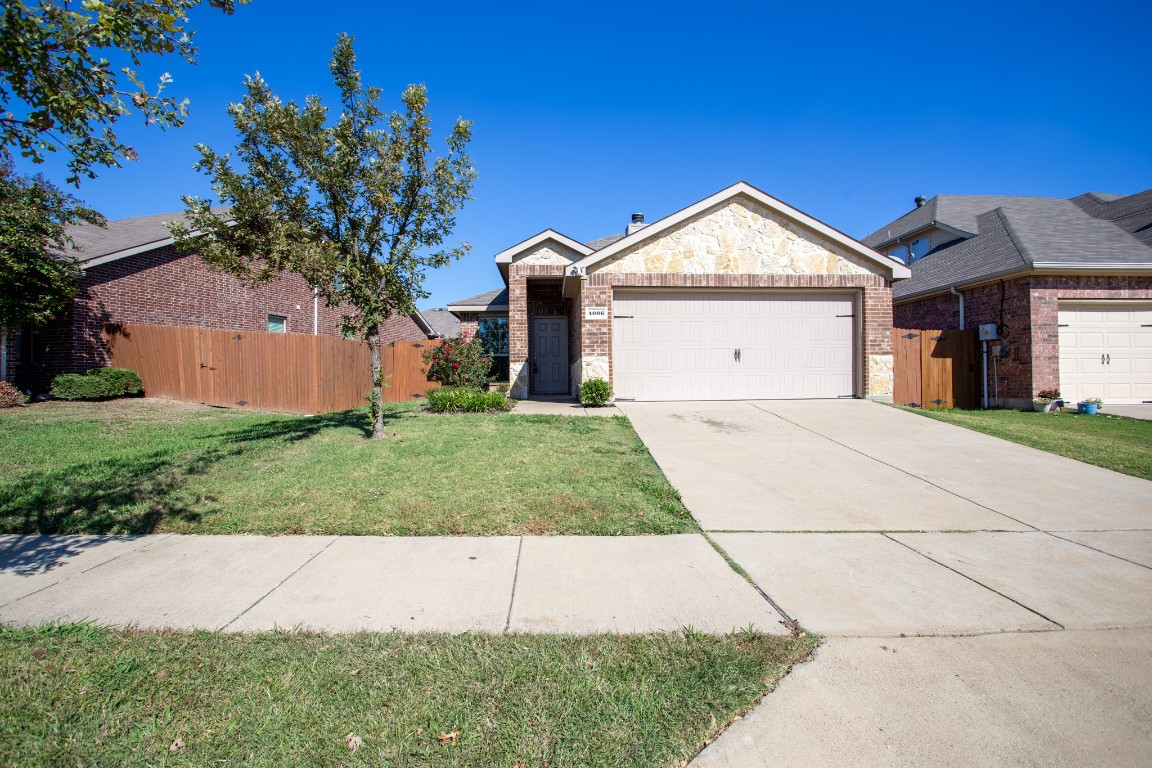 4006 Silver Lake Trail Heartland TX 75126