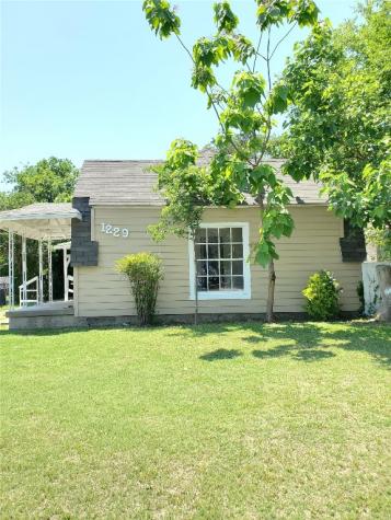 1229 W Boyce Avenue Fort Worth TX 76115