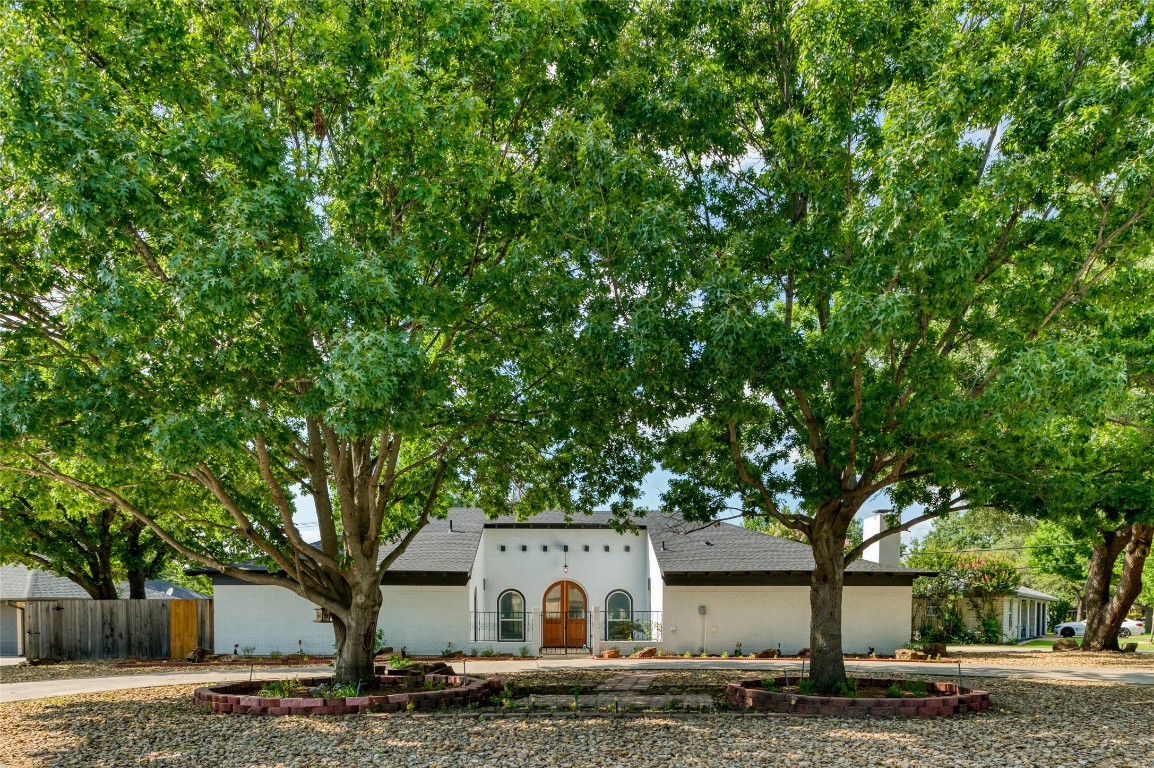 5218 Stacey Avenue Fort Worth TX 76132