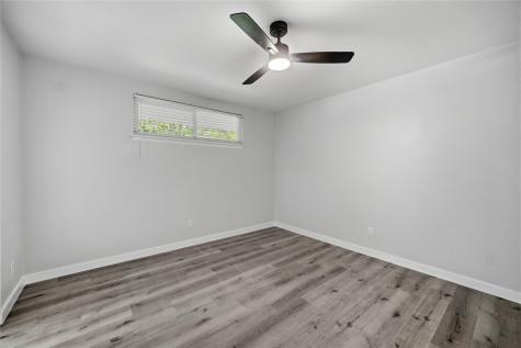 1013 Tanglewood Lane Arlington TX 76012