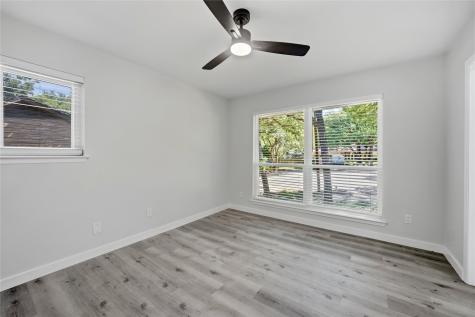 1013 Tanglewood Lane Arlington TX 76012