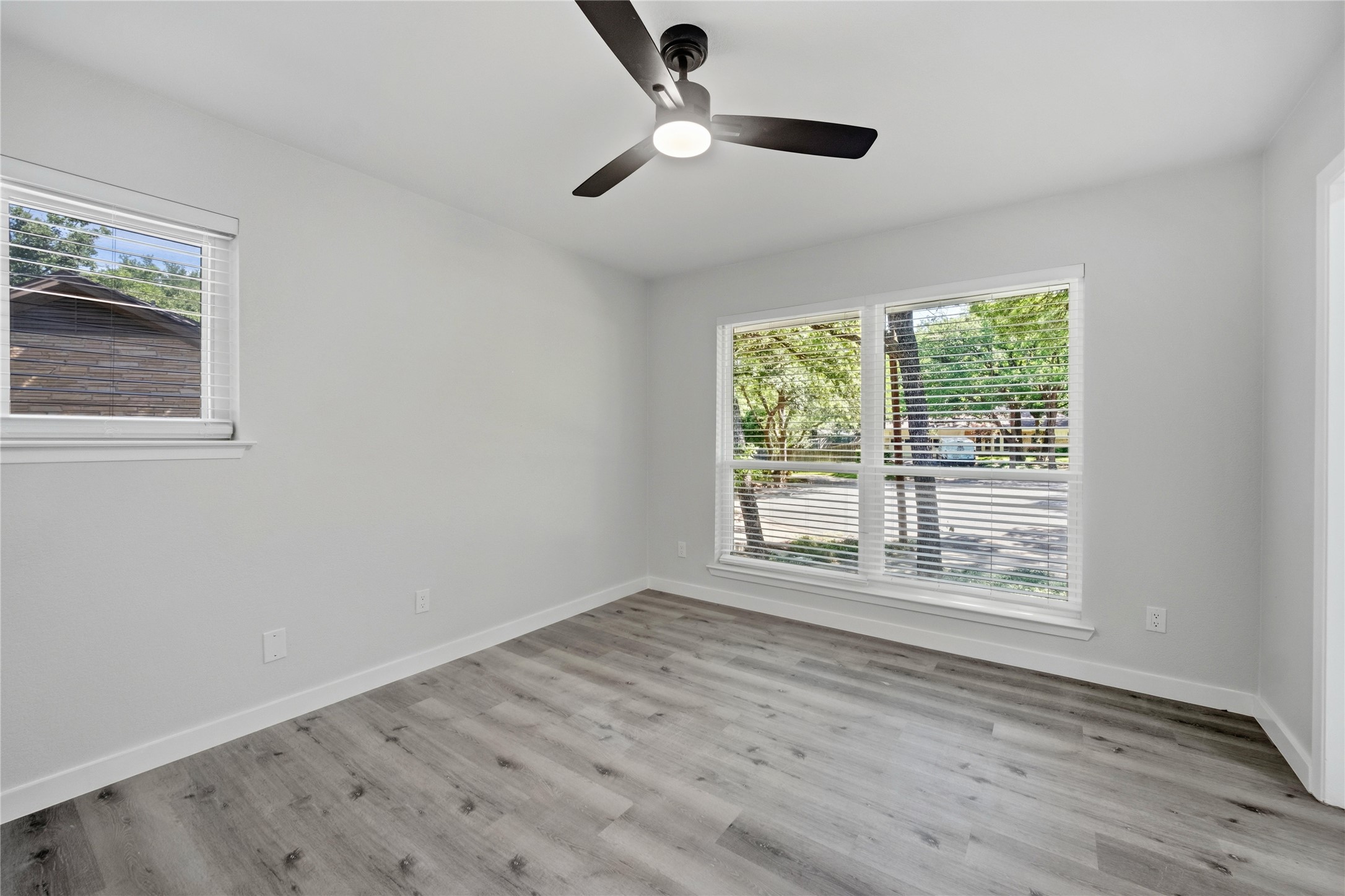 1013 Tanglewood Lane Arlington TX 76012