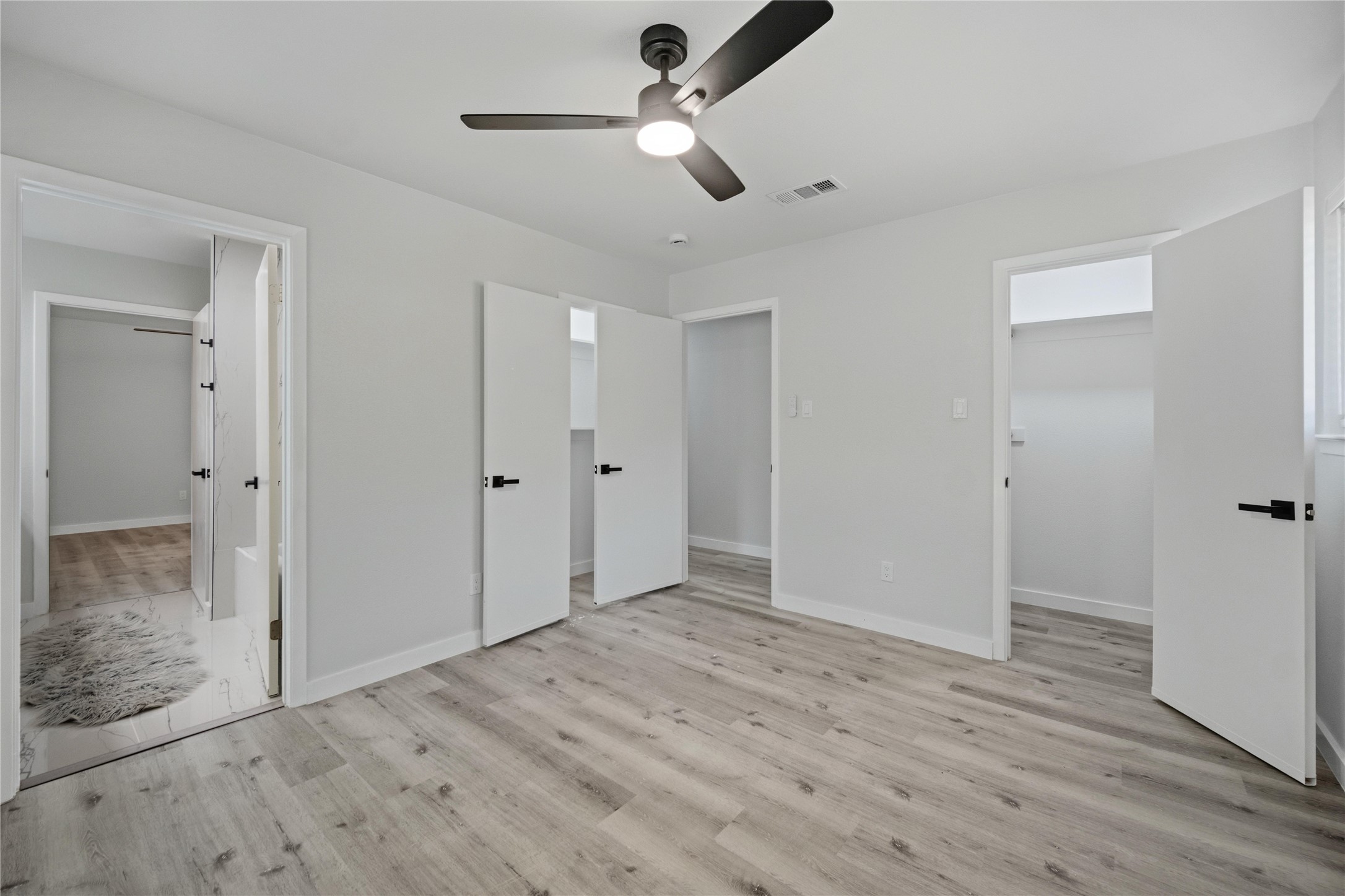 1013 Tanglewood Lane Arlington TX 76012