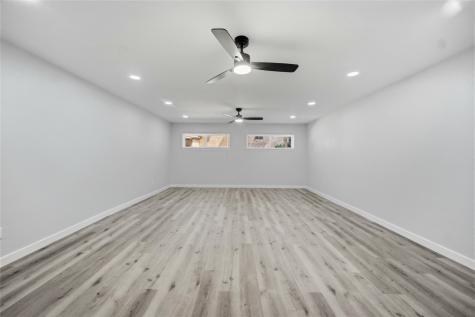1013 Tanglewood Lane Arlington TX 76012
