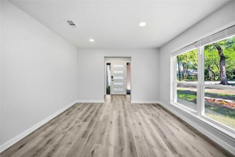 1013 Tanglewood Lane Arlington TX 76012