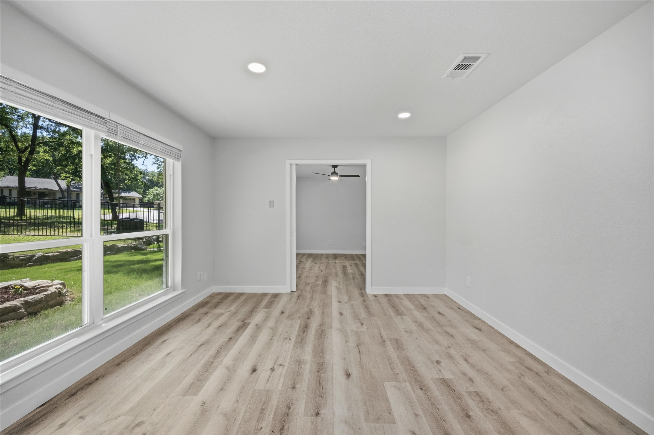 1013 Tanglewood Lane Arlington TX 76012