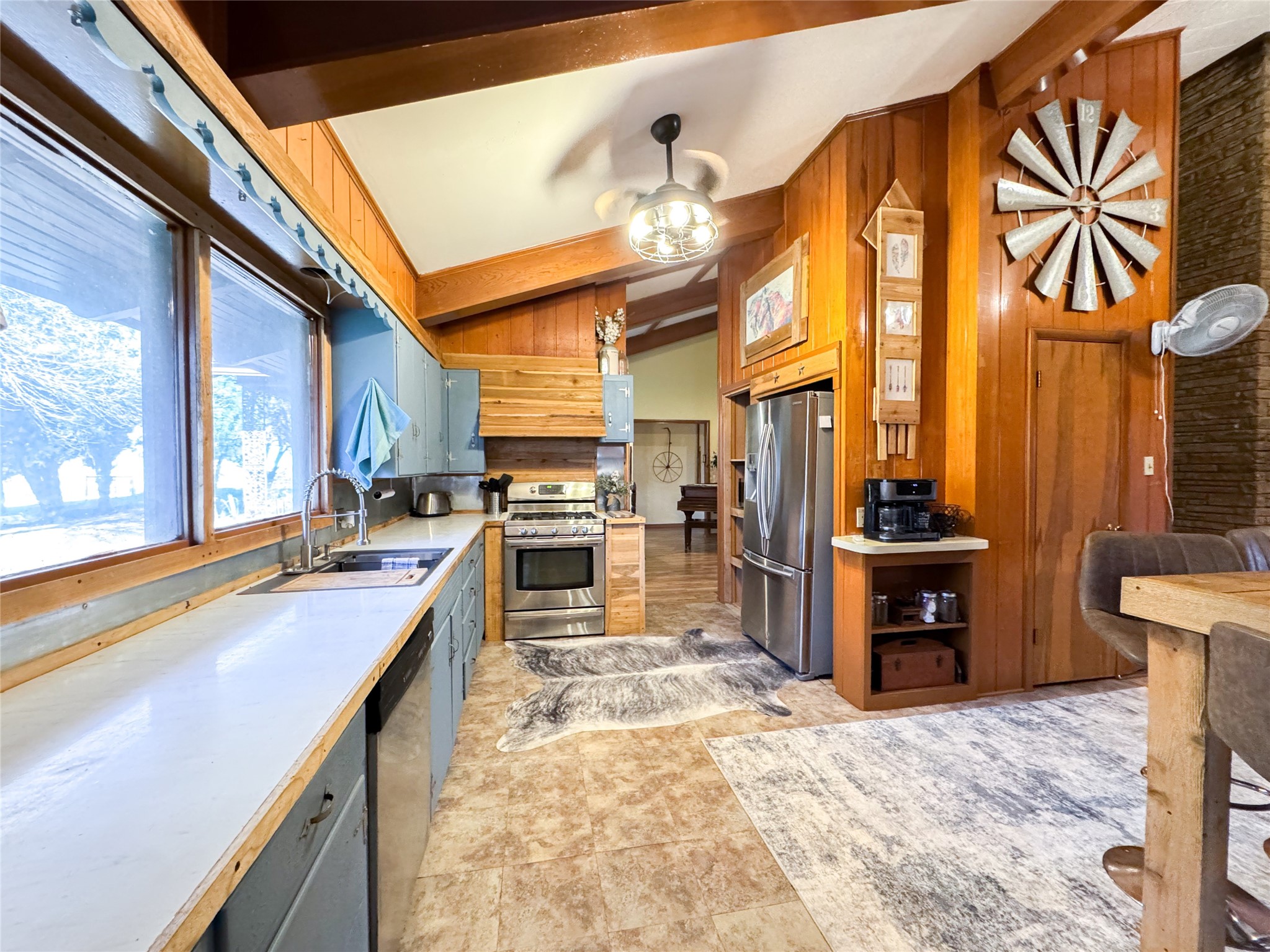 1527 County Road 165 Rochester TX 79544