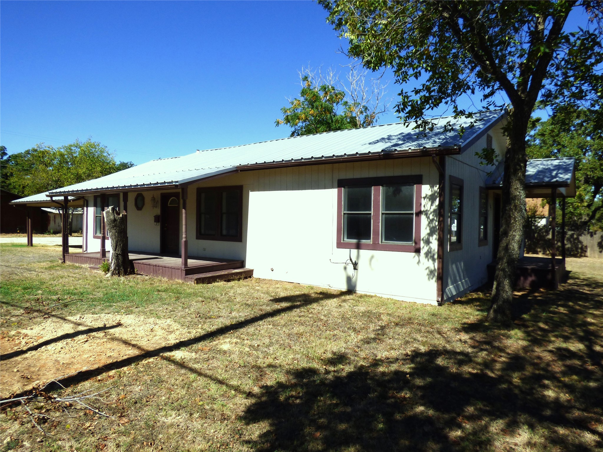 103 S Oaklawn Avenue Eastland TX 76448