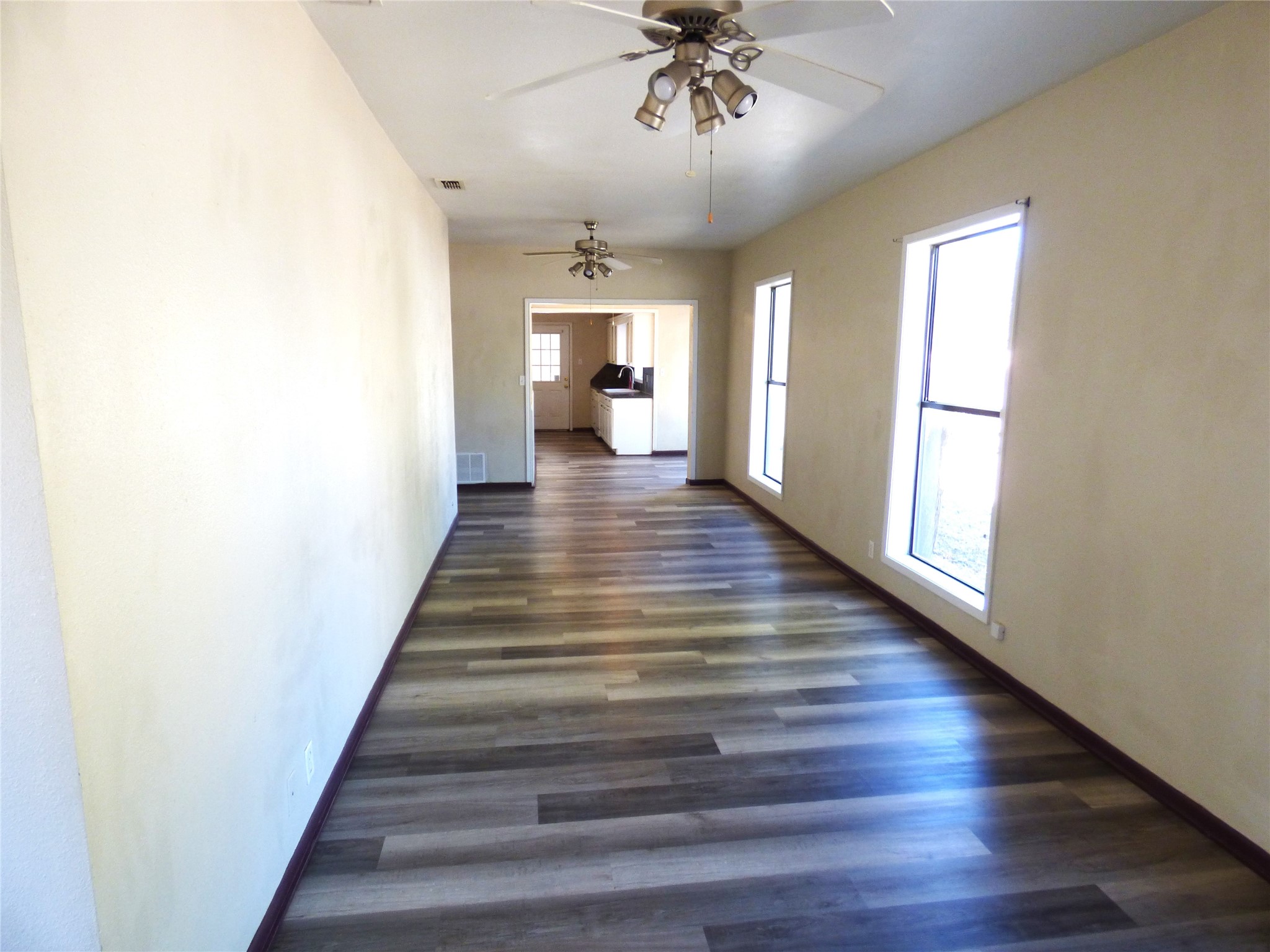 103 S Oaklawn Avenue Eastland TX 76448