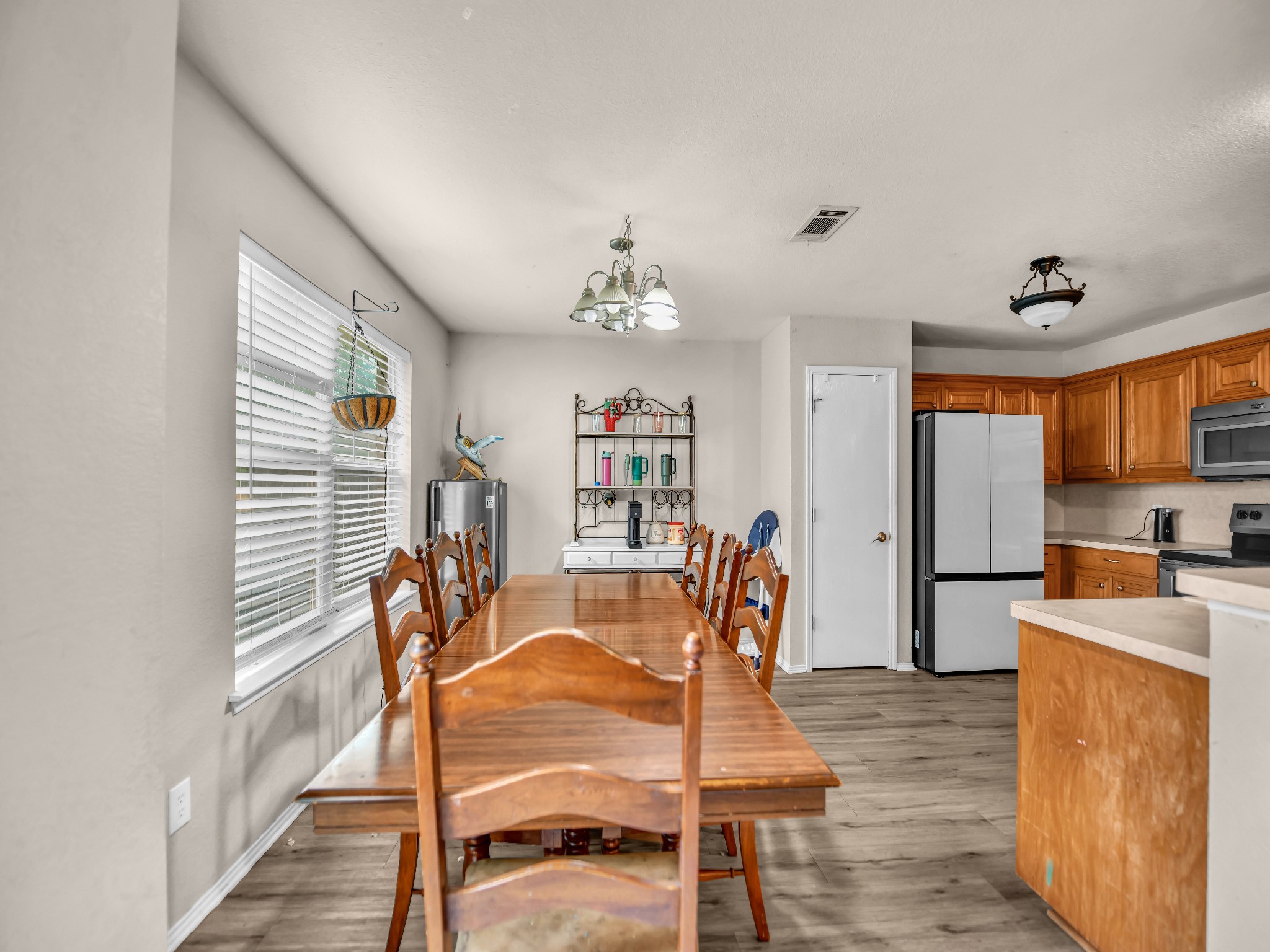 210 Wellington Trail Weatherford TX 76085