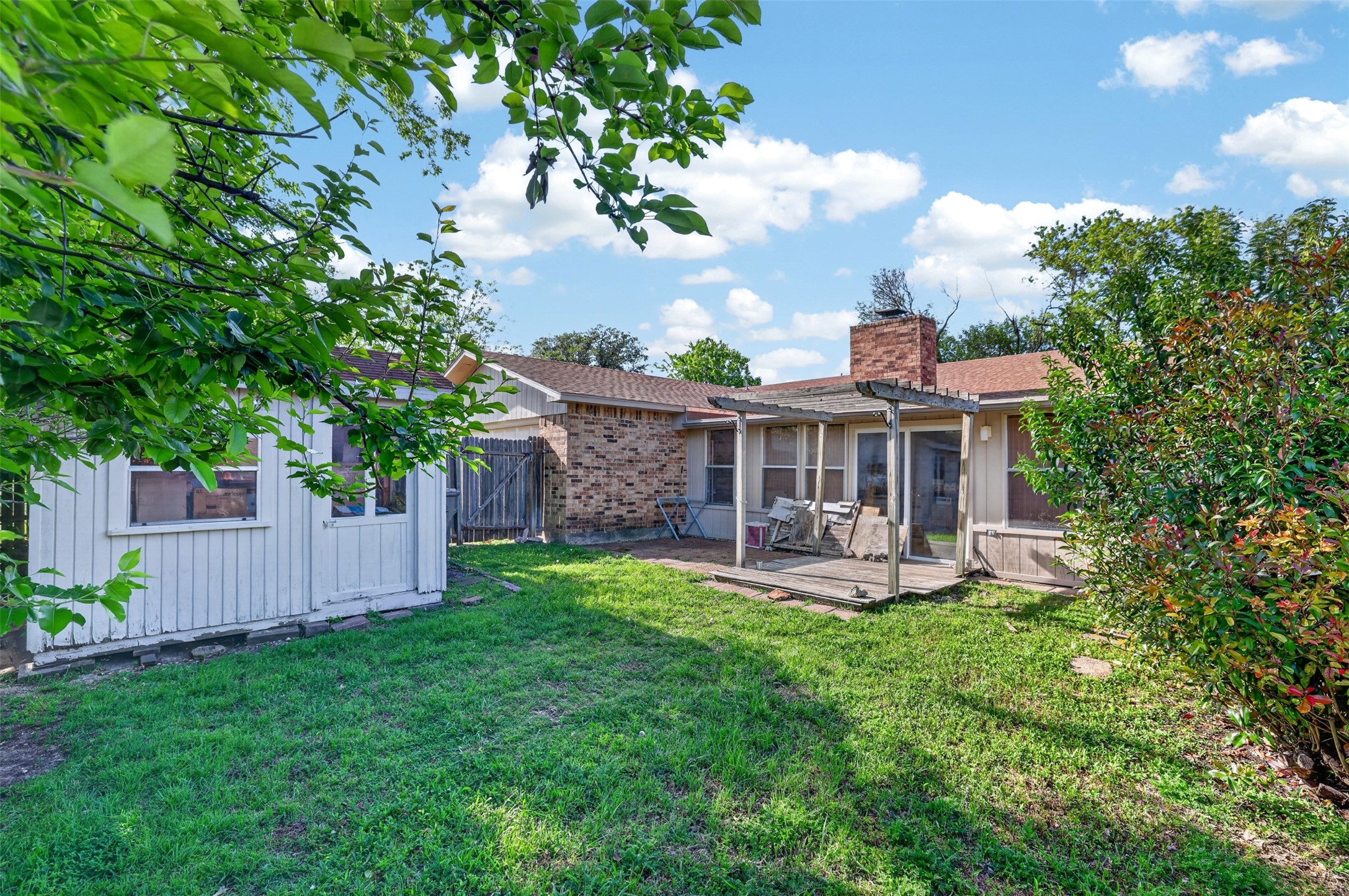 2950 San Diego Drive Dallas TX 75228