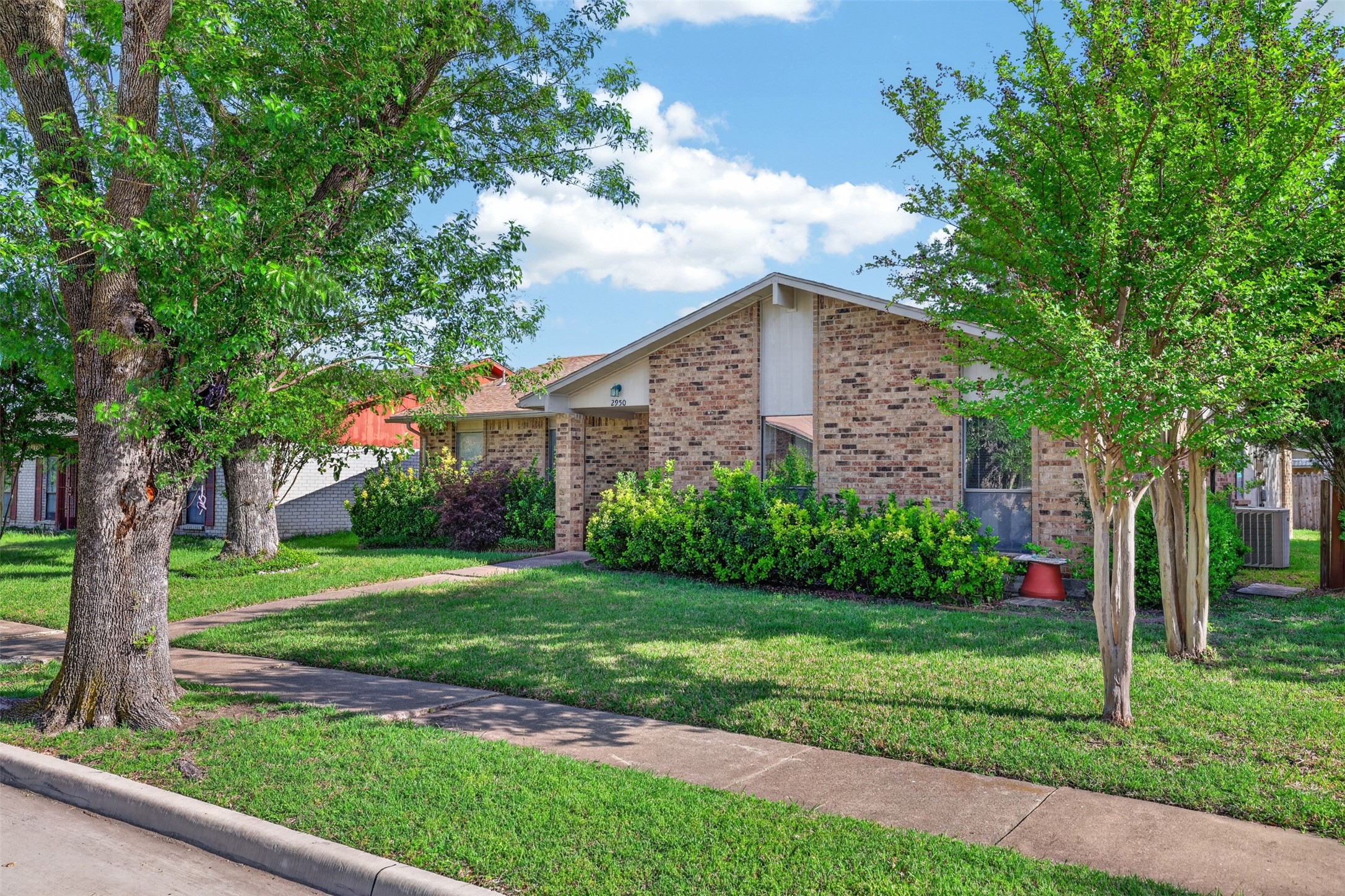 2950 San Diego Drive Dallas TX 75228
