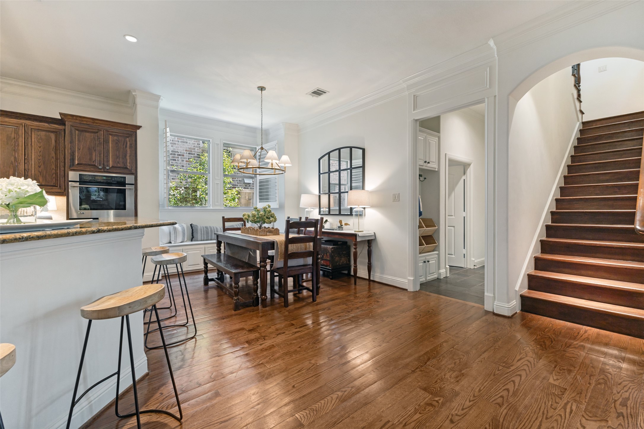 5718 Stanford Avenue Dallas TX 75209