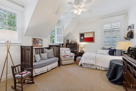 5718 Stanford Avenue Dallas TX 75209