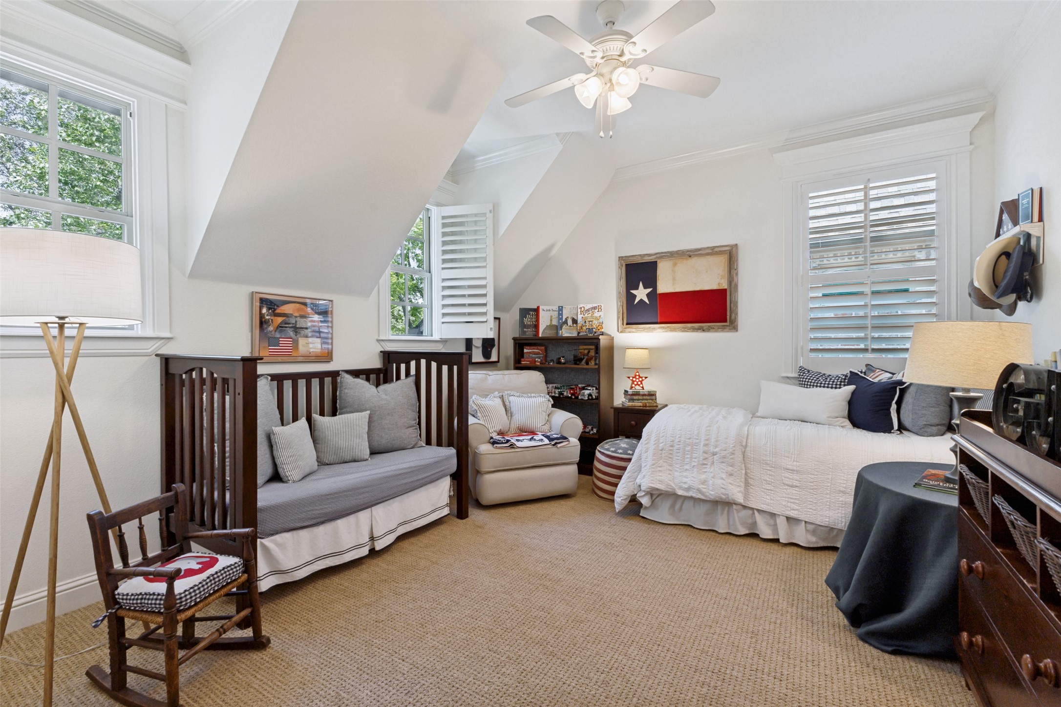 5718 Stanford Avenue Dallas TX 75209