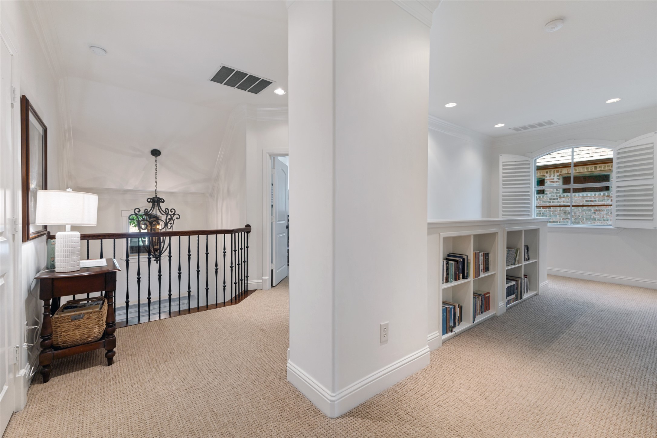 5718 Stanford Avenue Dallas TX 75209