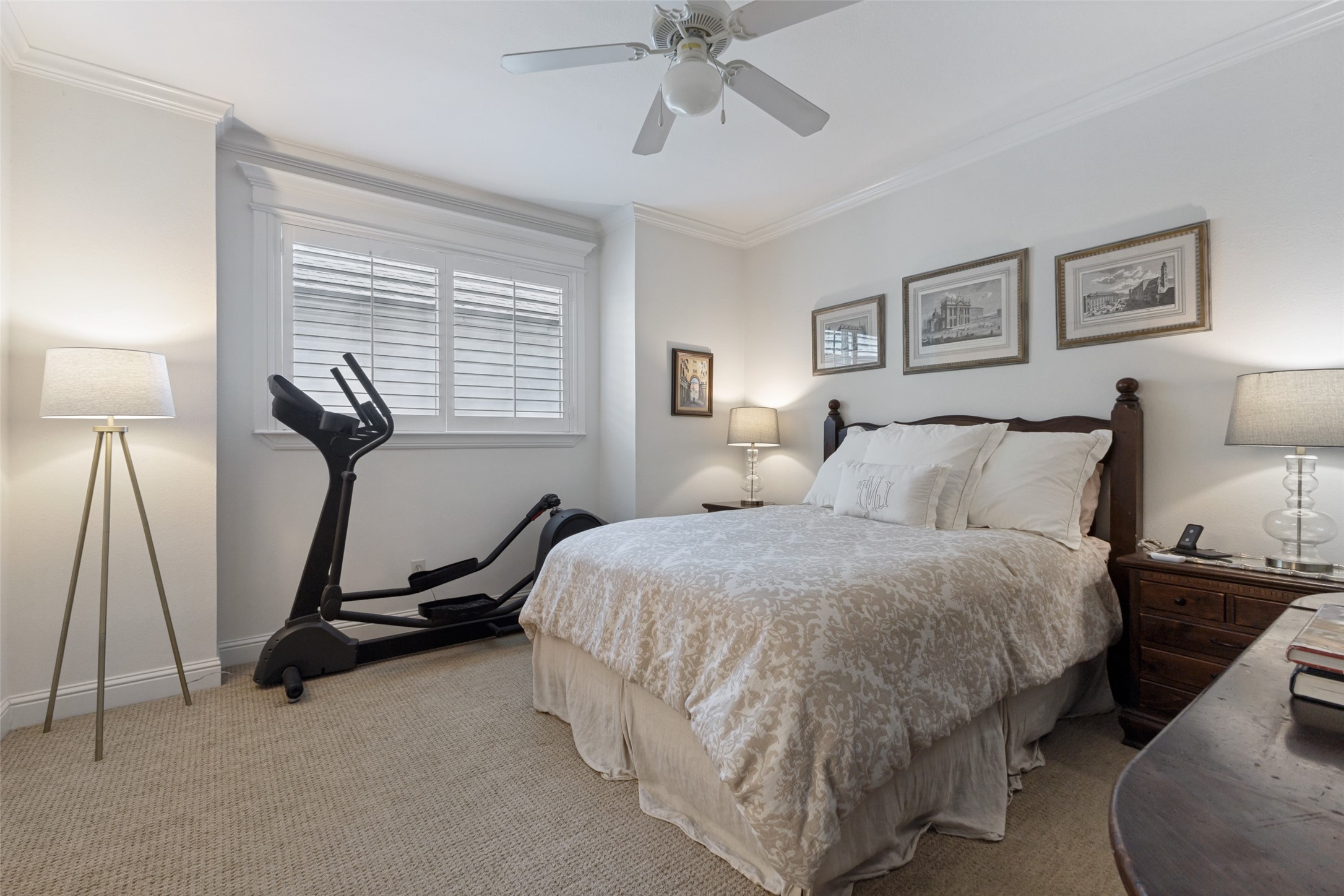 5718 Stanford Avenue Dallas TX 75209