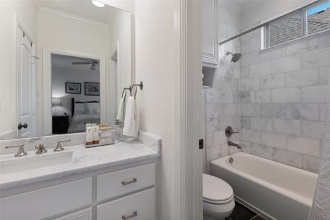 5718 Stanford Avenue Dallas TX 75209