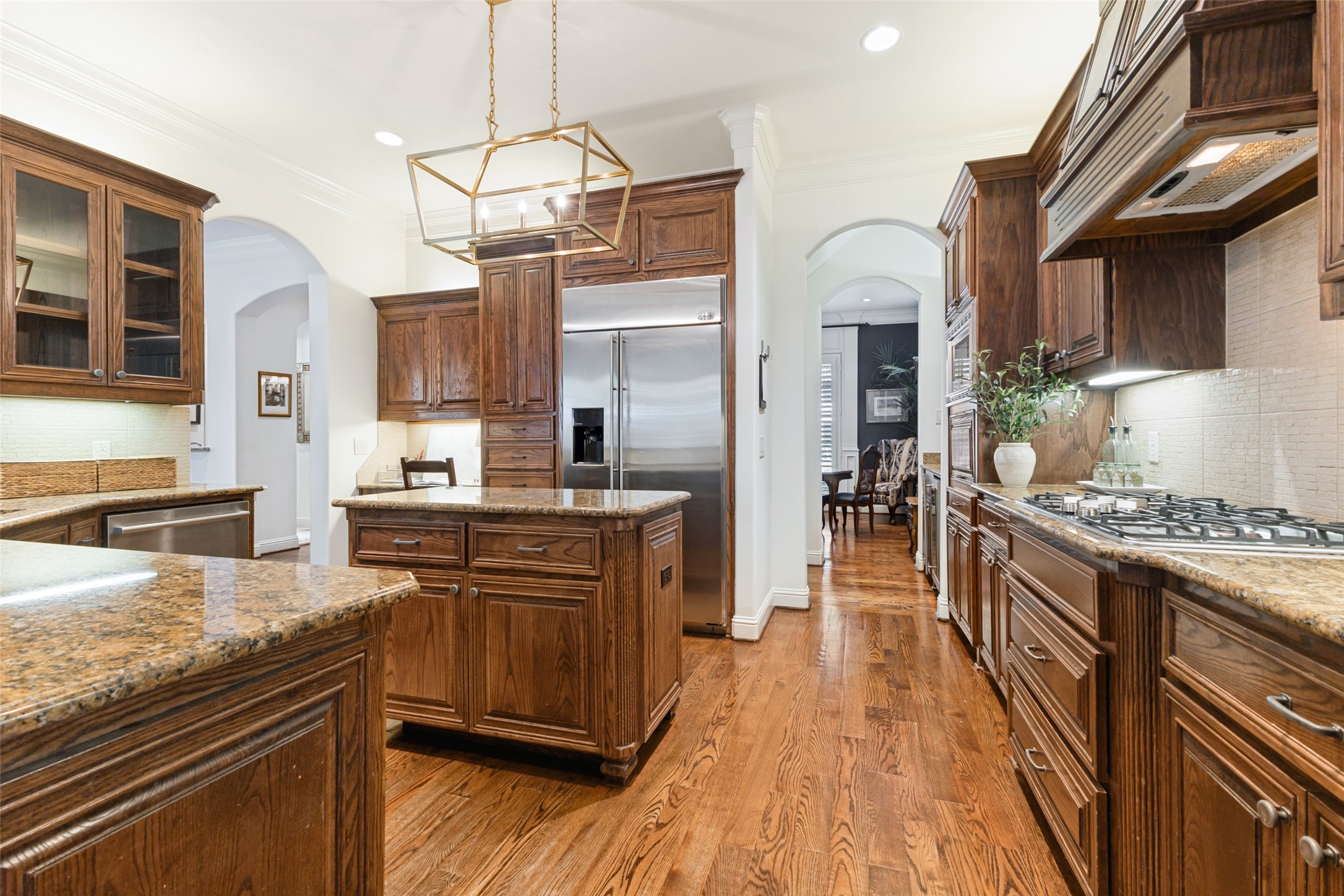 5718 Stanford Avenue Dallas TX 75209
