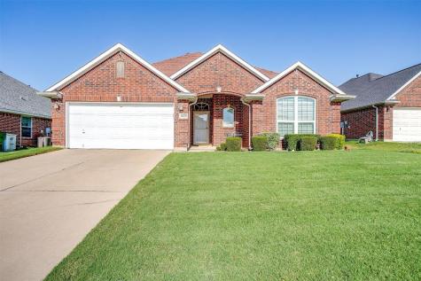 6121 Huntington Drive Haltom City TX 76137
