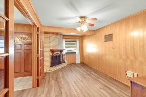 1845 Chevy Chase Drive Carrollton TX 75006