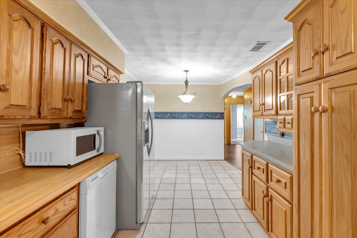 1845 Chevy Chase Drive Carrollton TX 75006