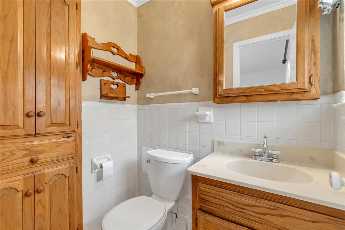 1845 Chevy Chase Drive Carrollton TX 75006