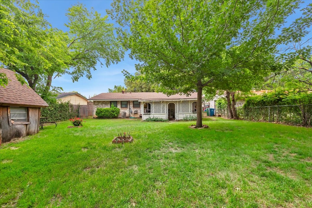1845 Chevy Chase Drive Carrollton TX 75006