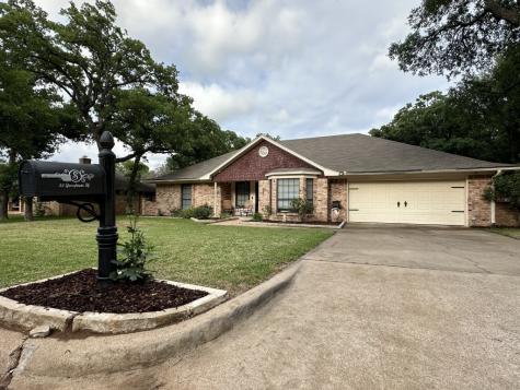 22 Greenbriar Street Mineral Wells TX 76067