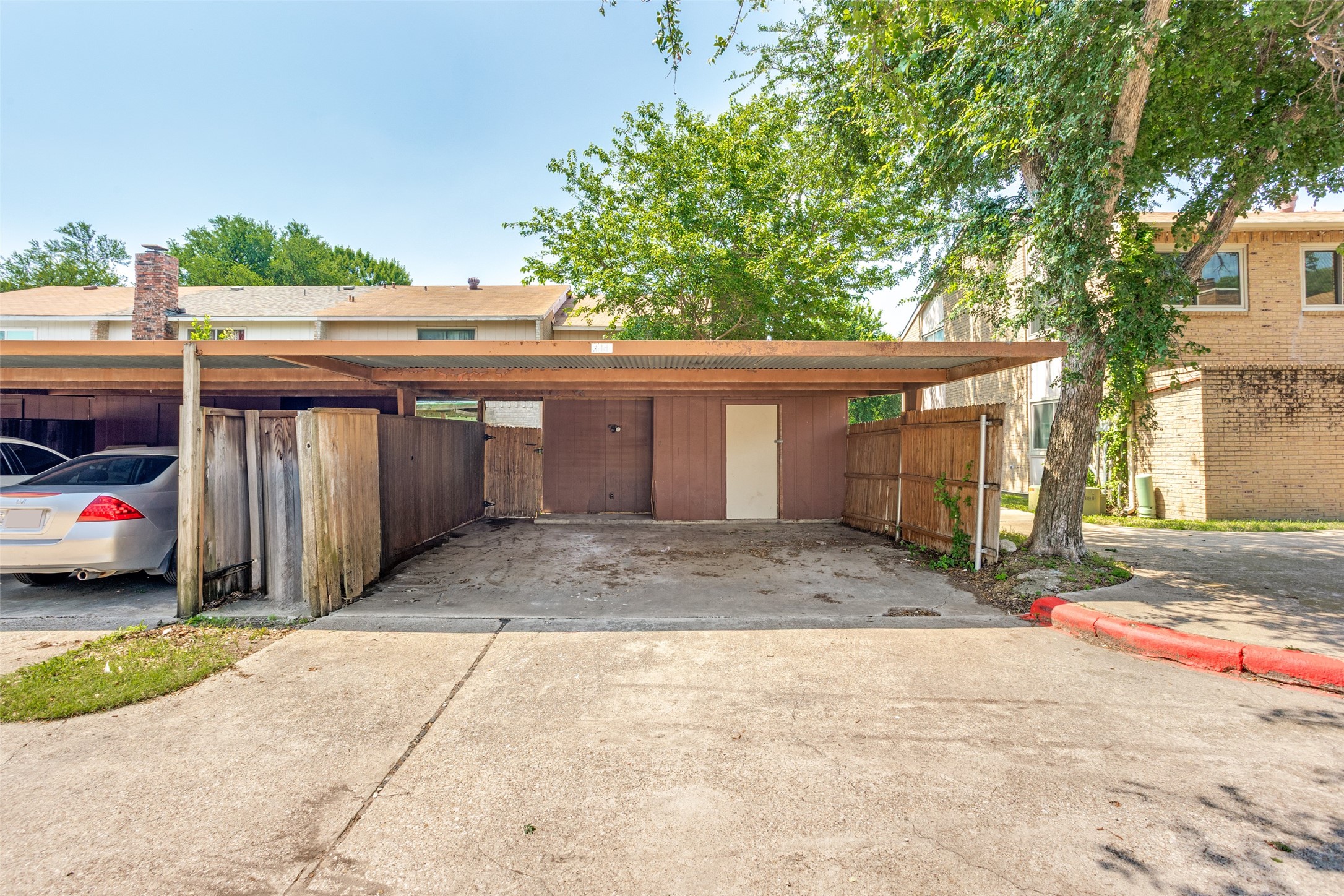 3110 Roundtree Lane Garland TX 75044