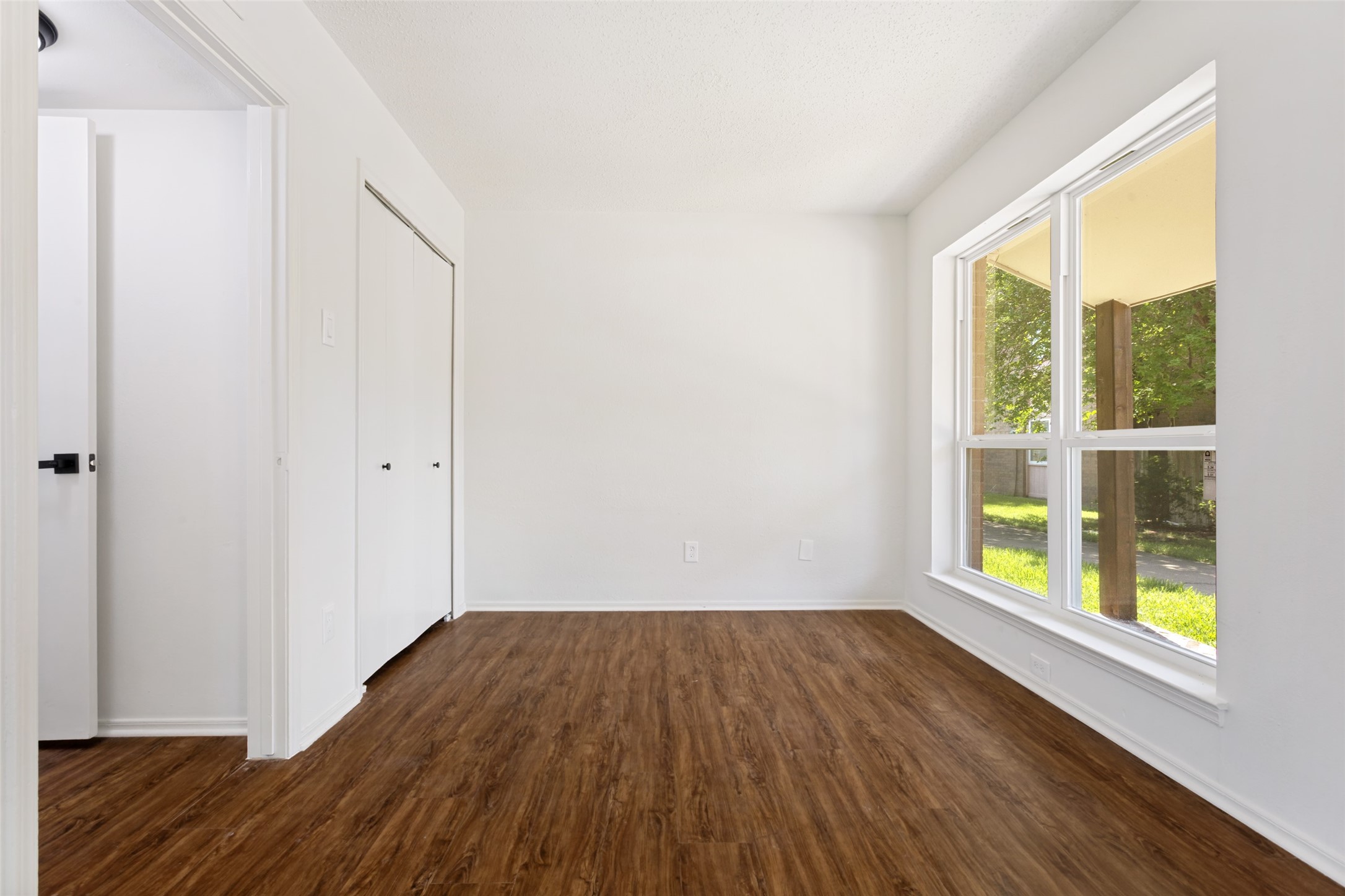 3110 Roundtree Lane Garland TX 75044
