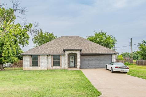 101 Heights Street Burleson TX 76028