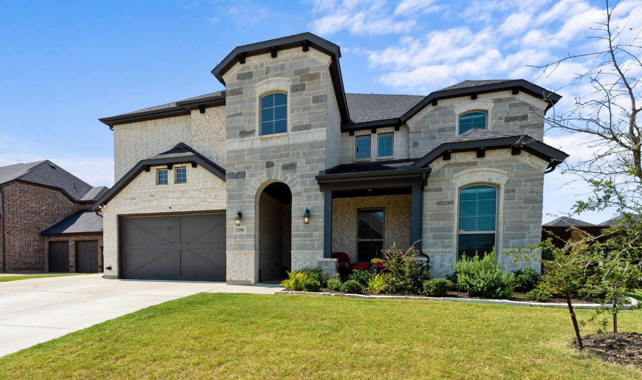 1301 Cordova Street Mansfield TX 76063