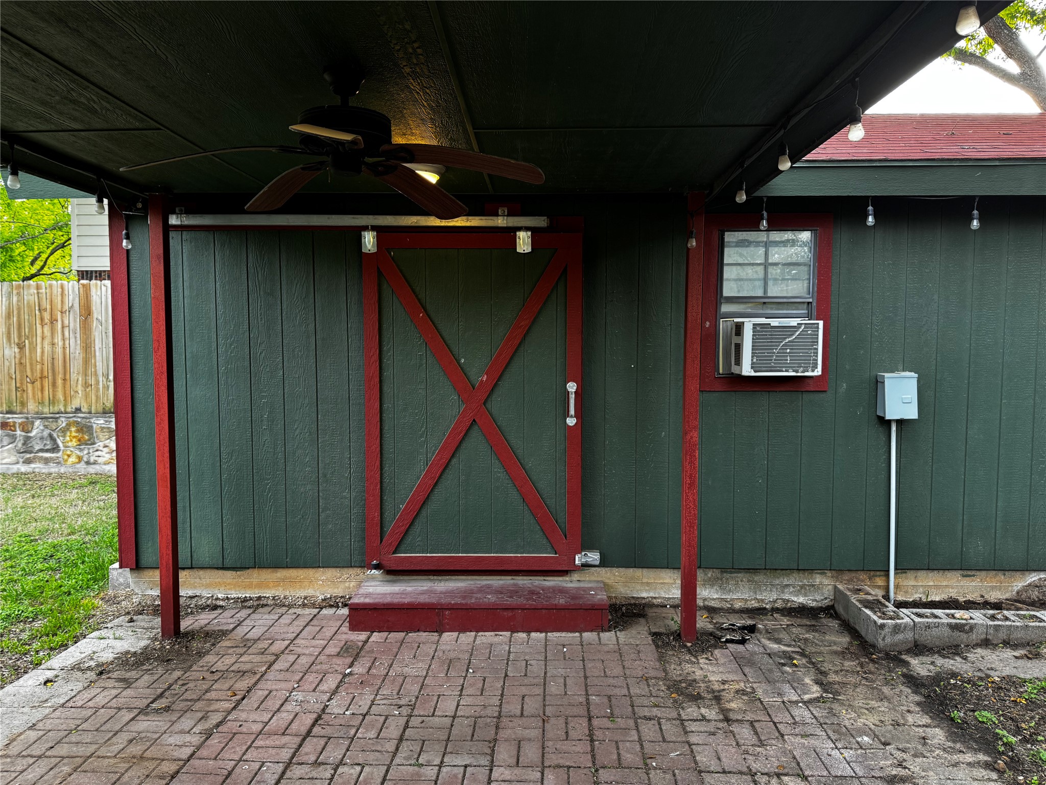 484 S First Avenue Stephenville TX 76401