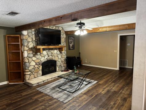 484 S First Avenue Stephenville TX 76401