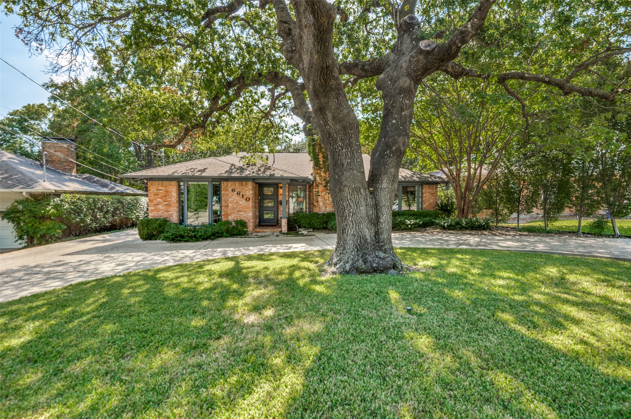 6610 Yosemite Lane Dallas TX 75214