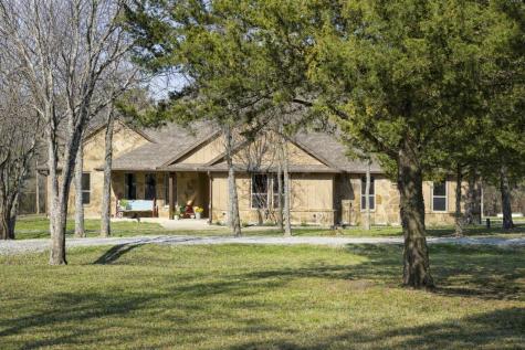 1011 Red Road Howe TX 75459