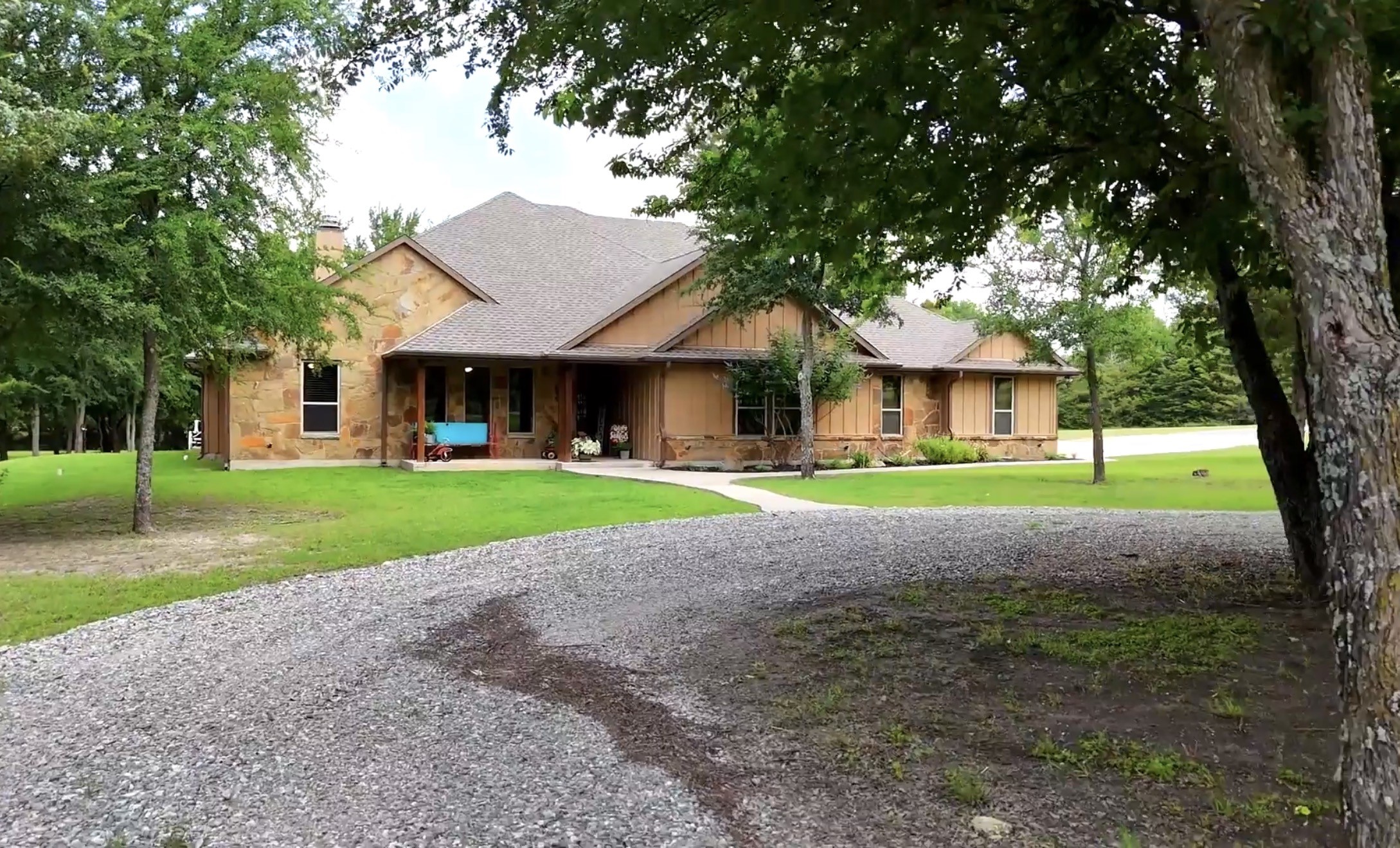 1011 Red Road Howe TX 75459