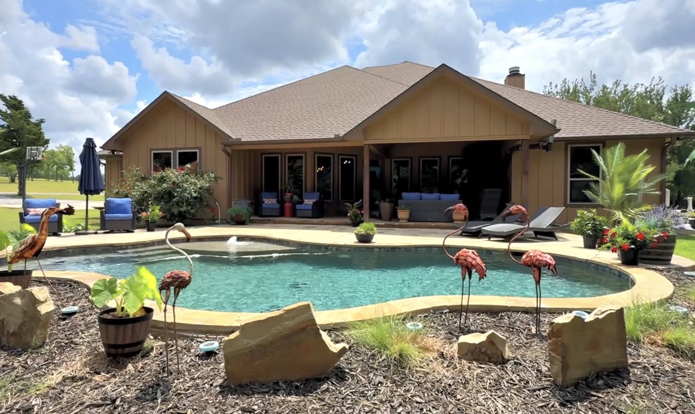 1011 Red Road Howe TX 75459