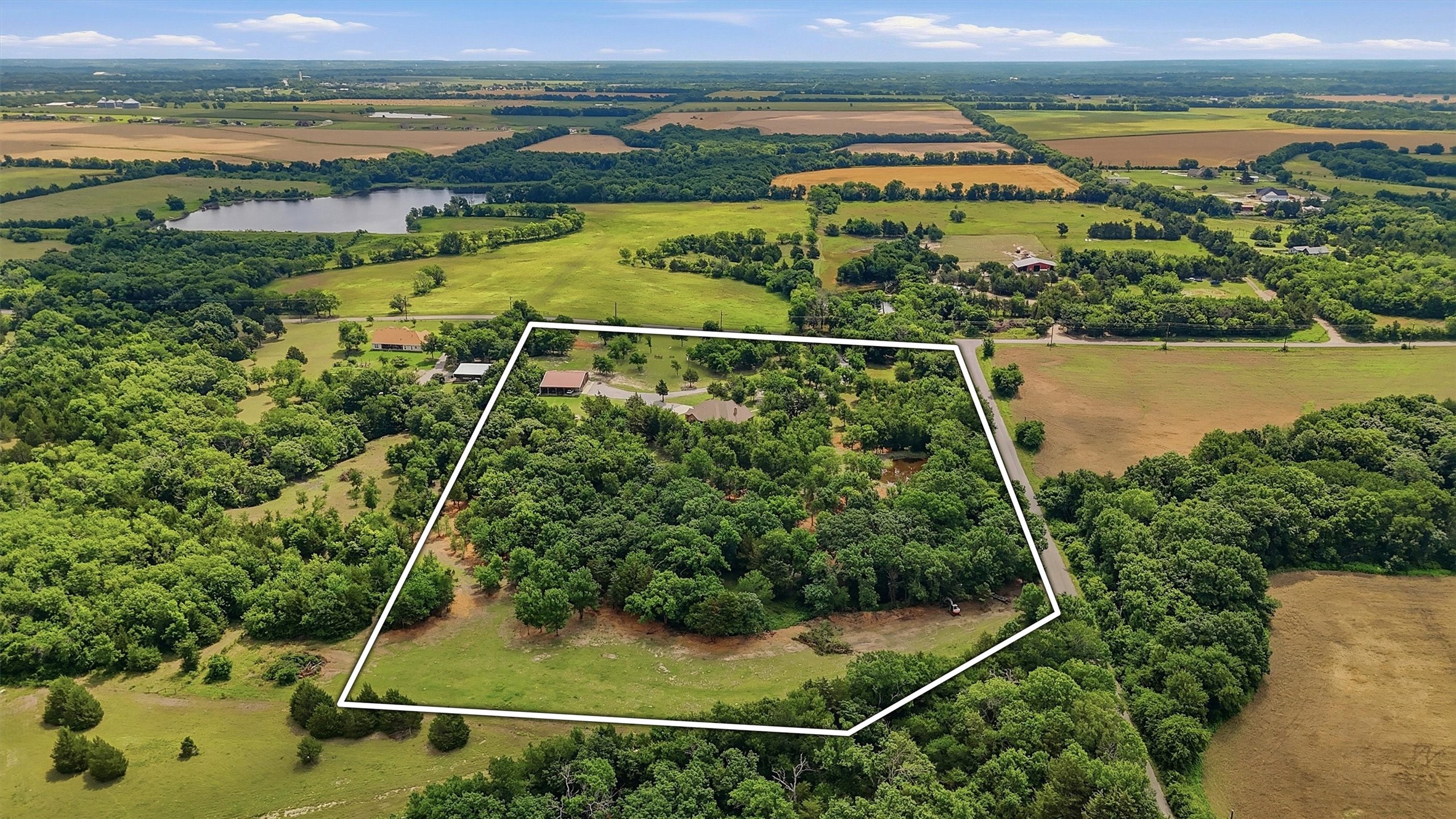 1011 Red Road Howe TX 75459
