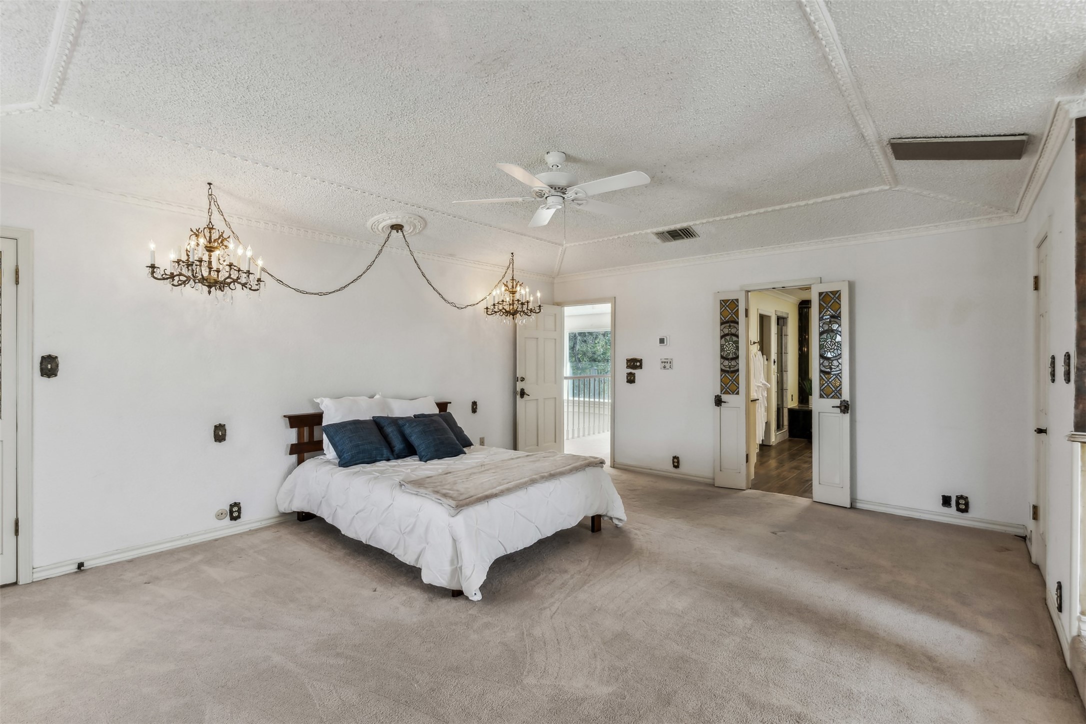 5908 Waterview Drive Arlington TX 76016