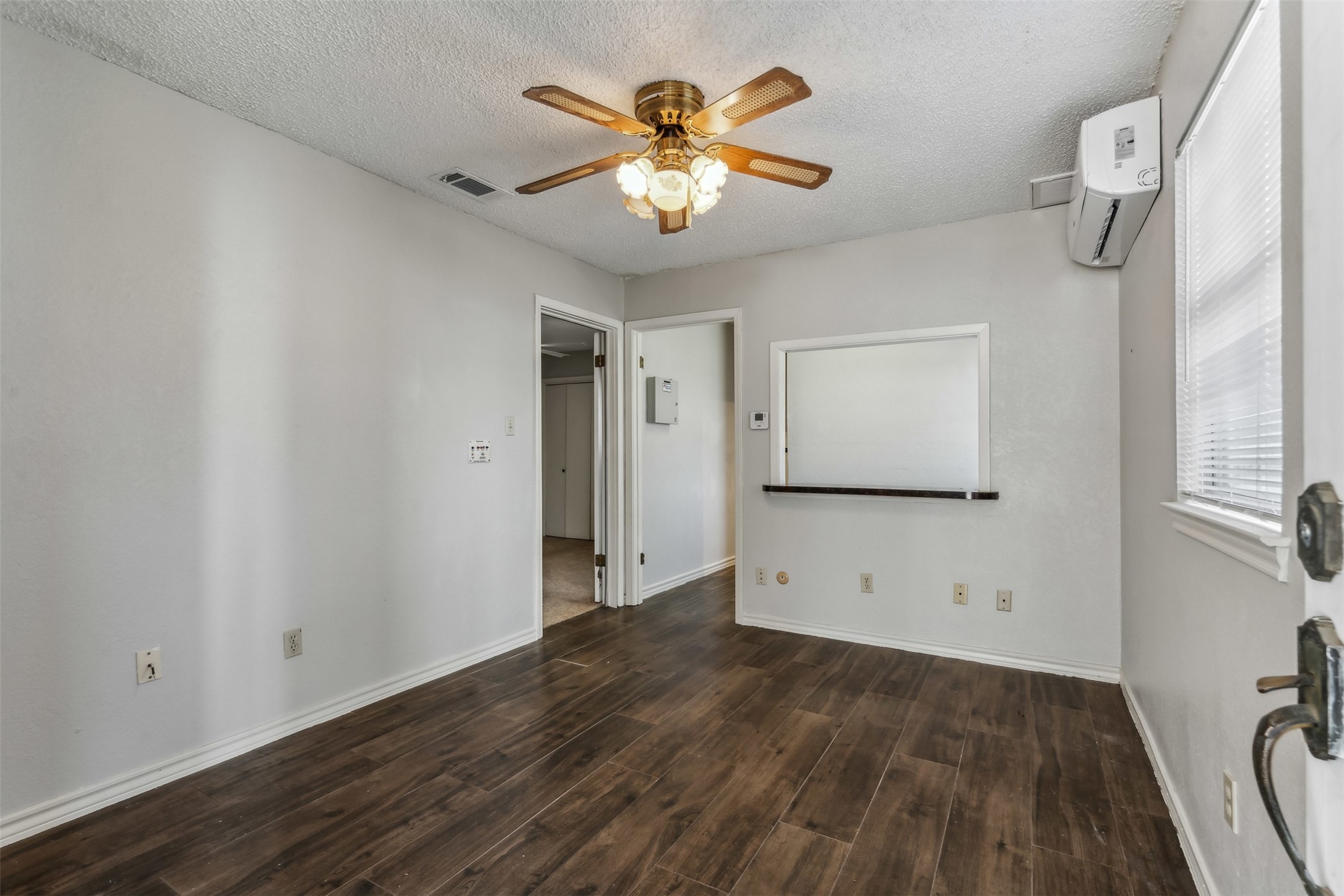 5908 Waterview Drive Arlington TX 76016