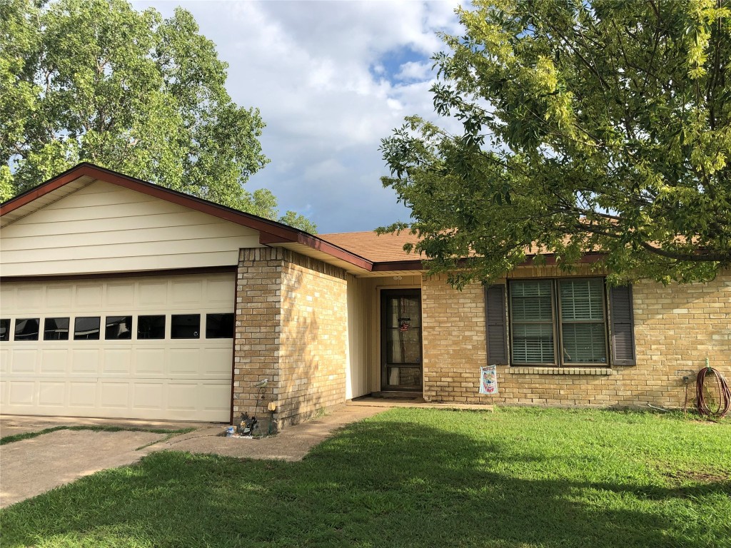 1511 Roundrock Trail Mesquite TX 75149