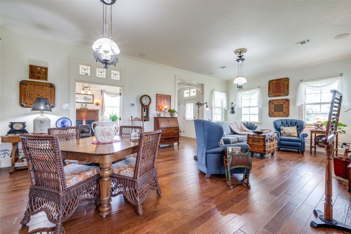 174 County Road 2690 Alvord TX 76225