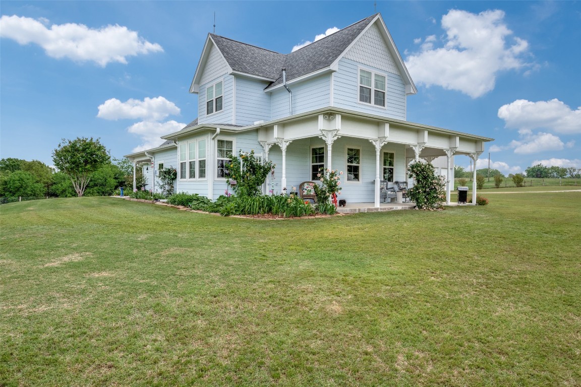 174 County Road 2690 Alvord TX 76225