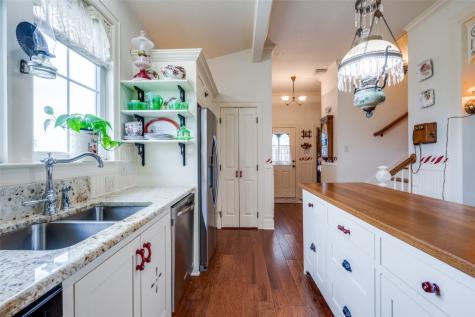 174 County Road 2690 Alvord TX 76225