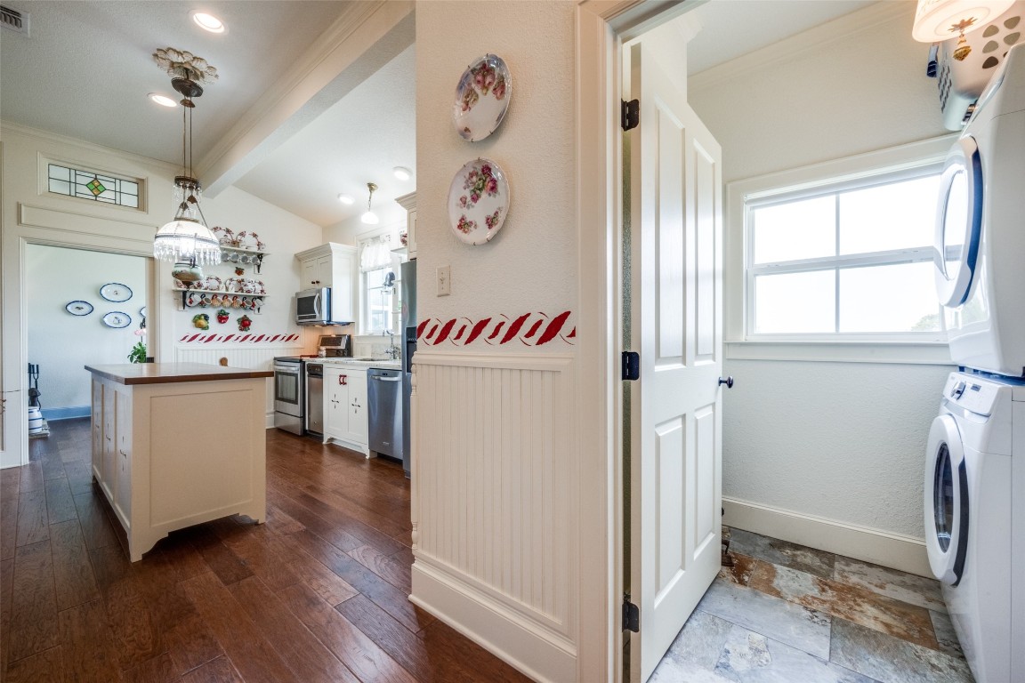 174 County Road 2690 Alvord TX 76225