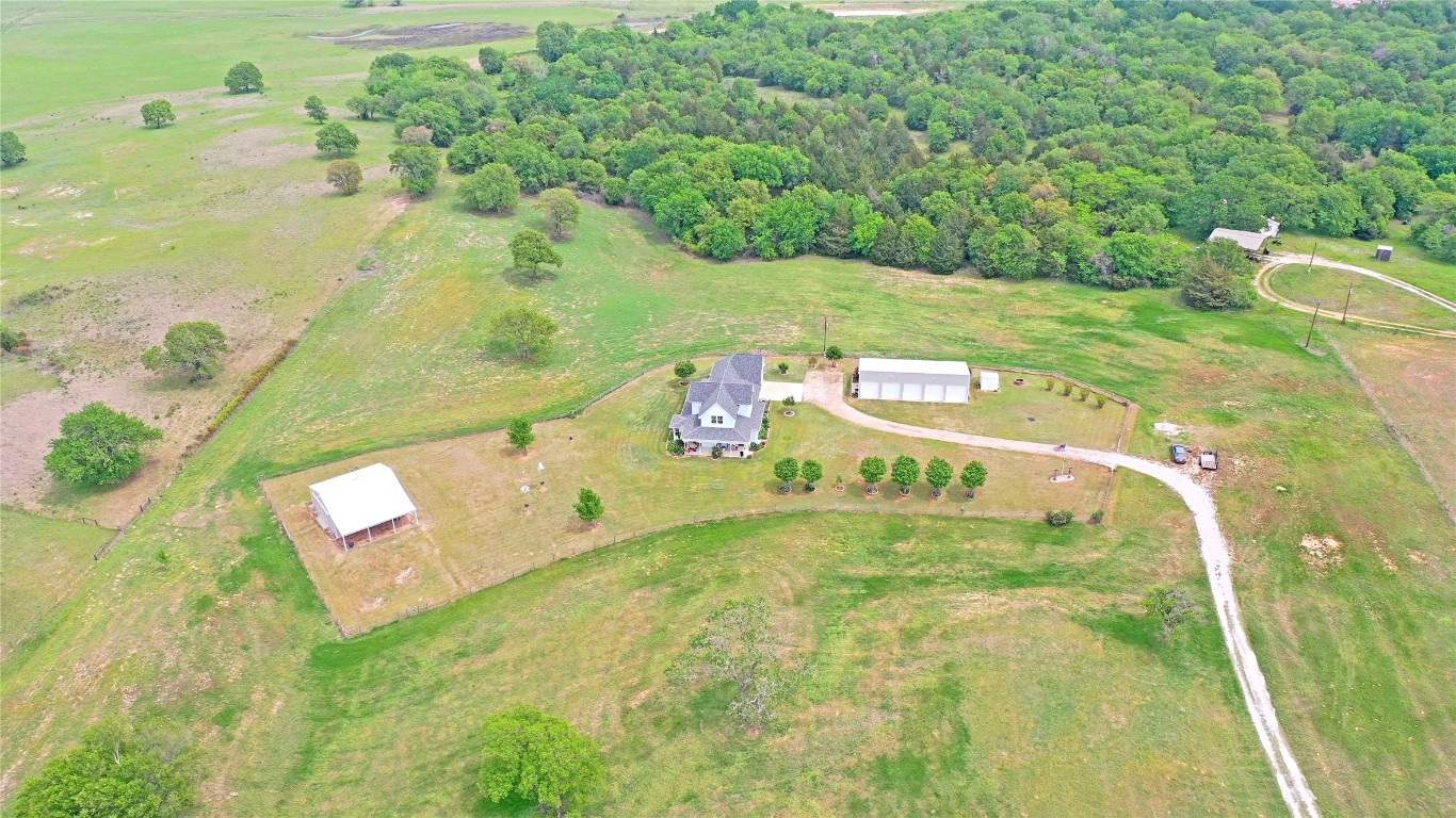 174 County Road 2690 Alvord TX 76225