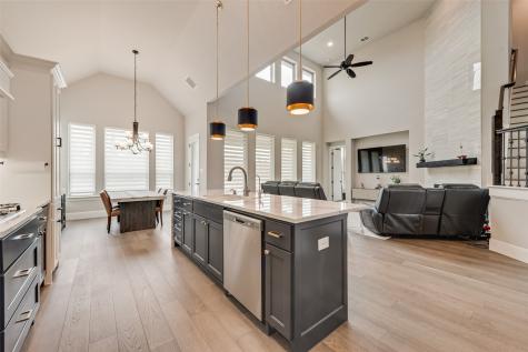 7108 Woodside Drive Argyle TX 76226